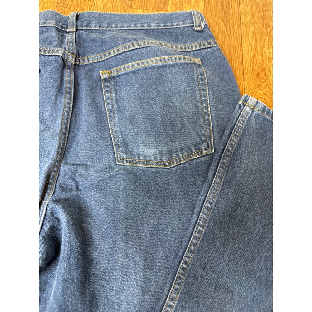 LL Bean Original Fit Straight Leg Jeans Womens 18 Reg Medium Wash Blue Cotton - Picture 10 of 10